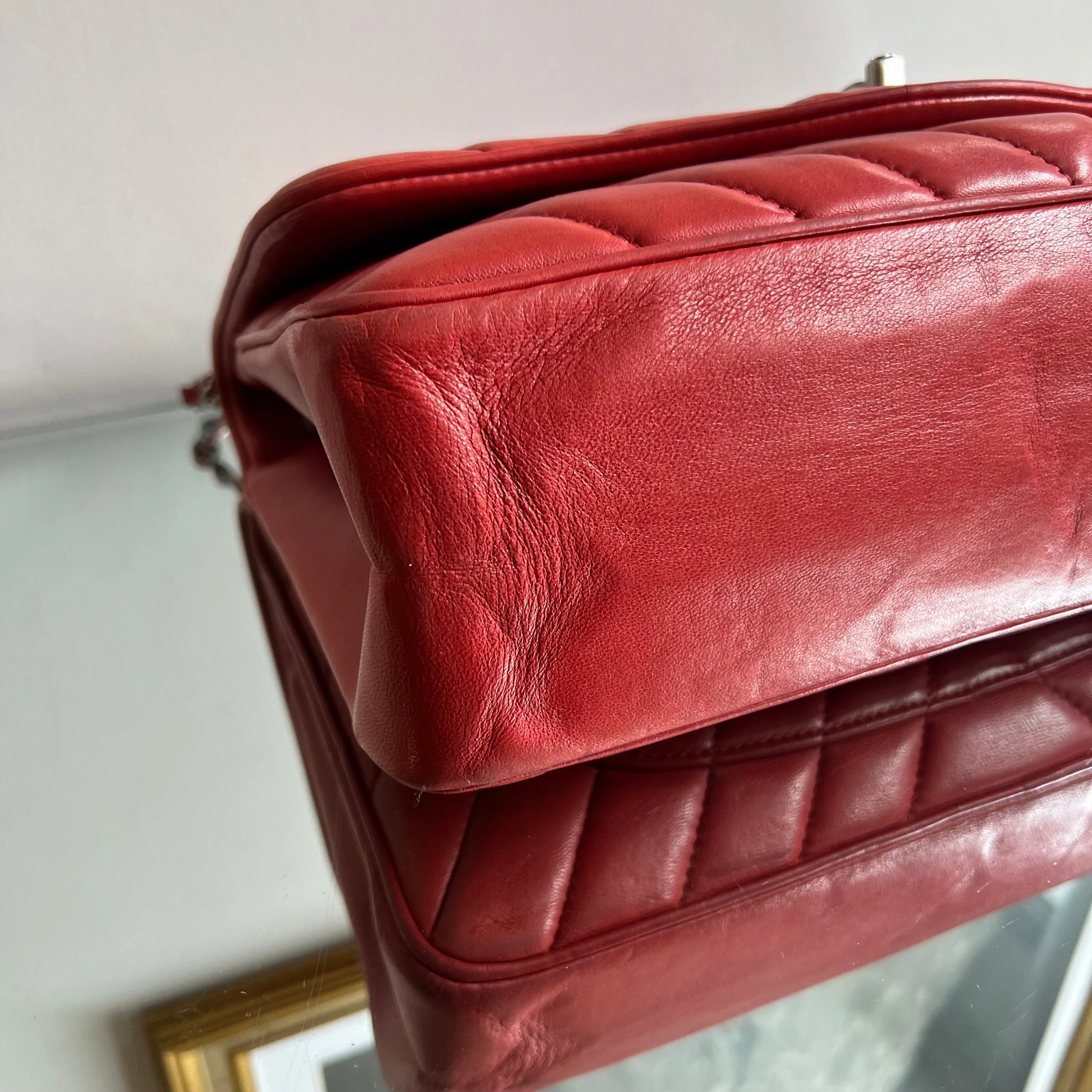 Bolsa Chanel Chevron Leo Lion Edição Especial Vermelha Ferragem Prata