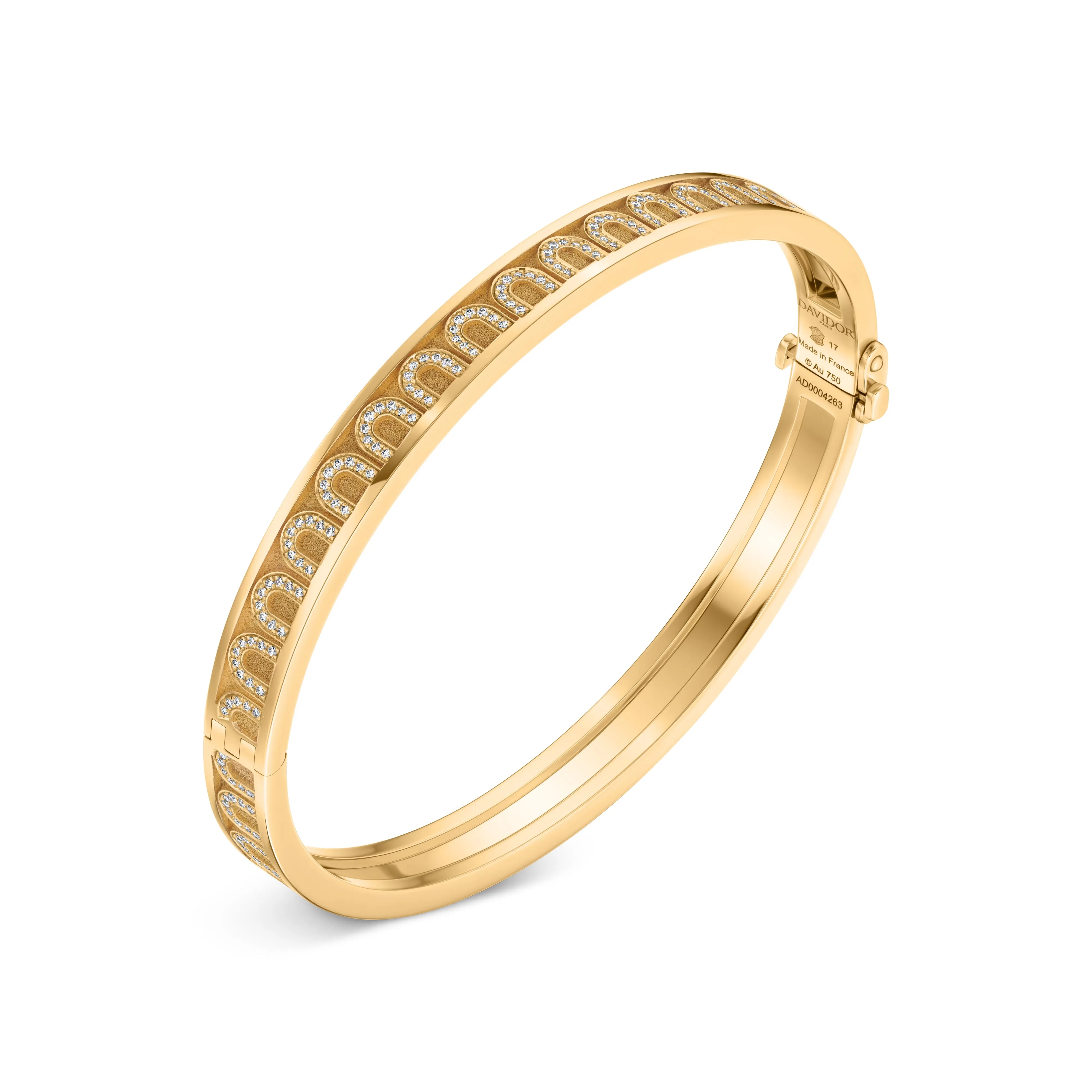 L'Arc de DAVIDOR Bangle PM, 18k Yellow Gold with Satin Finish and Arcade Diamonds