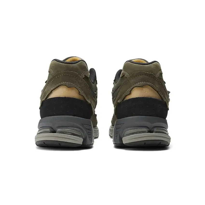 NEW BALANCE SNEAKERS M2002RDN VERDE MILITARE