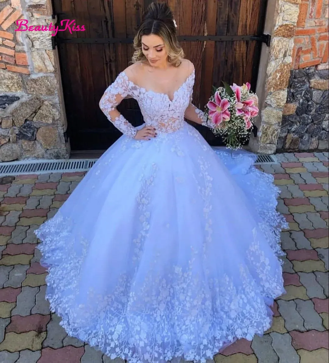 White Princess Ball Gown Wedding Dress  - Lace Appliques, Long Sleeves, Plus Size Robe De Mariee